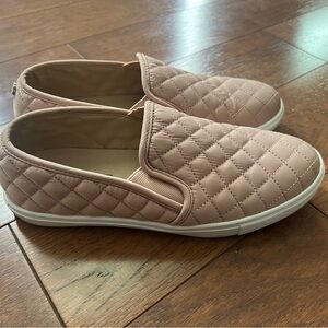 Steve Madden Ecentrcq- Pink, Quilted Sneakers
